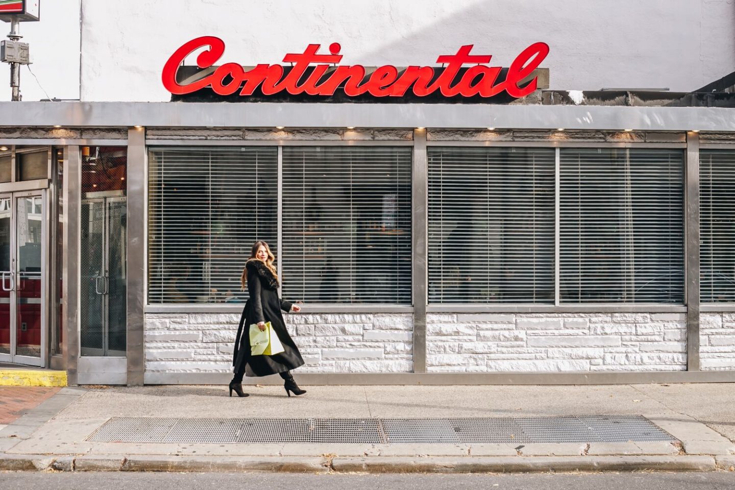 Where to Eat in Philly: The Continental Midtown